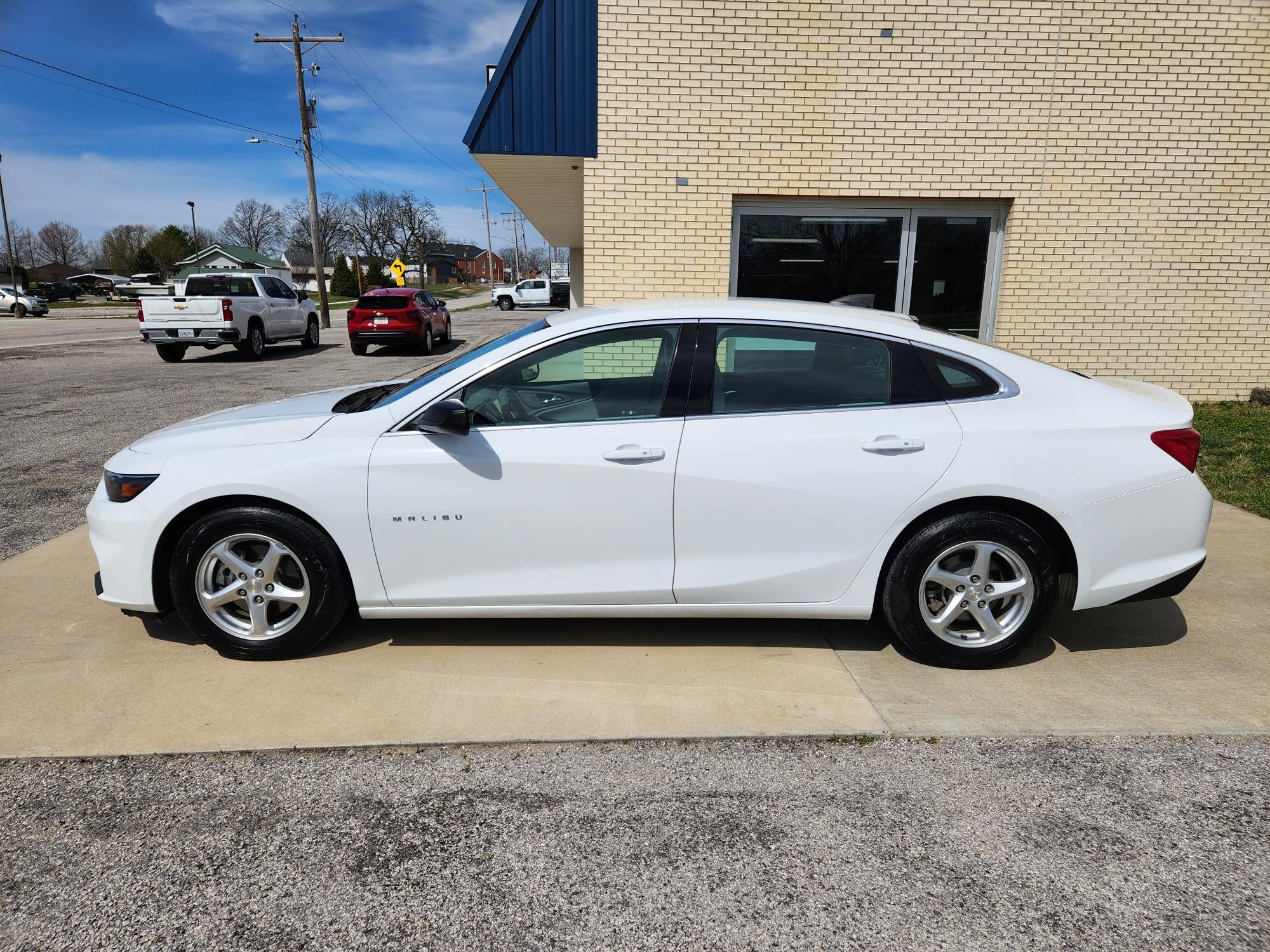 Used 2018 Chevrolet Malibu 1LS with VIN 1G1ZB5ST5JF169721 for sale in Saint Libory, IL