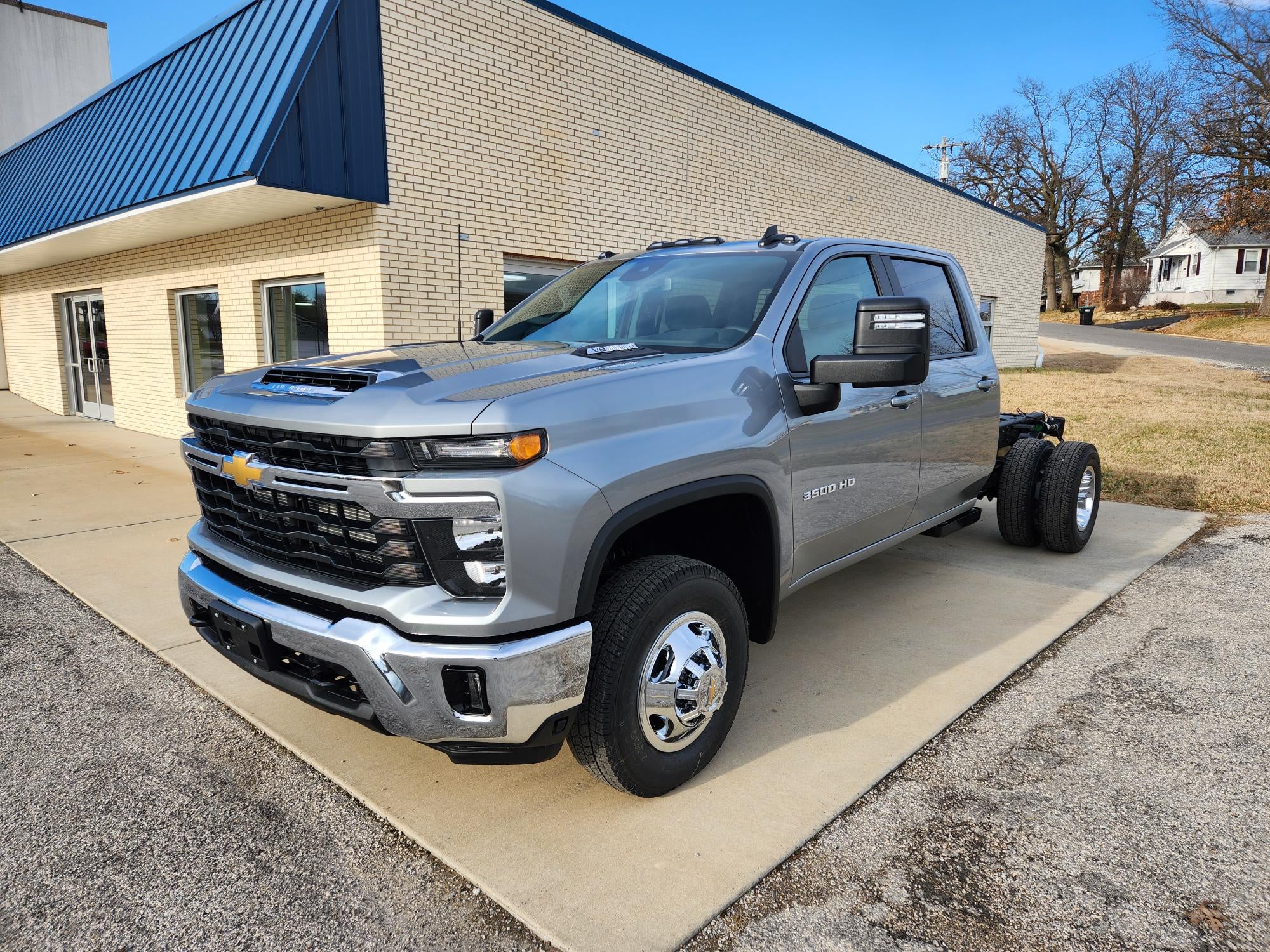 2026 Chevrolet Silverado 3500 HD Chassis Cab LT