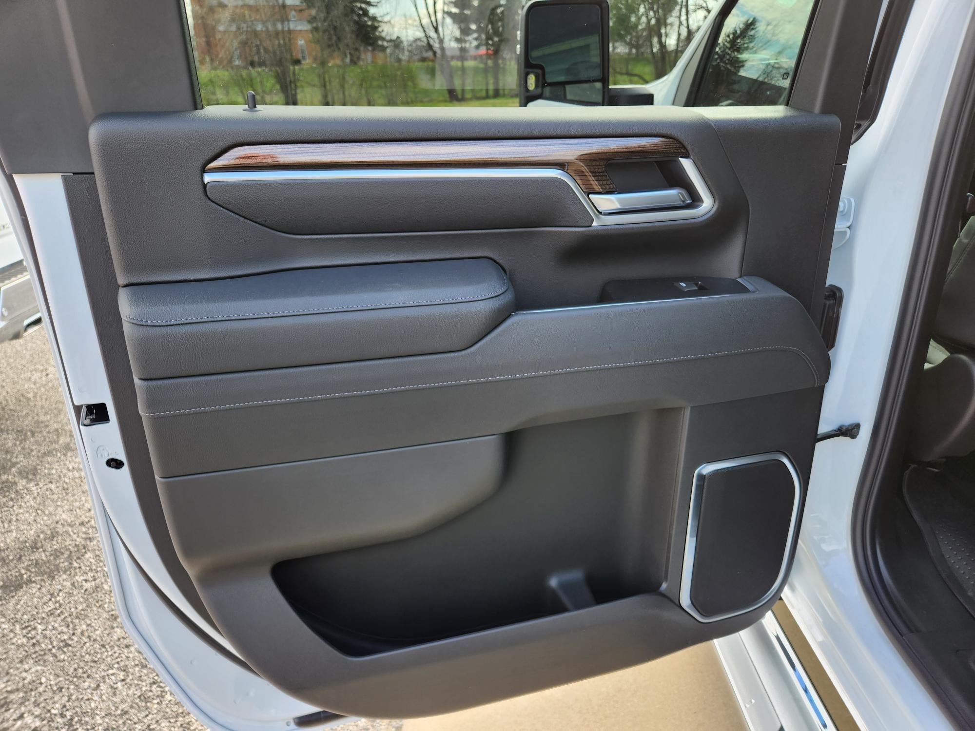 2026 Chevrolet Silverado 3500 HD Chassis Cab LT