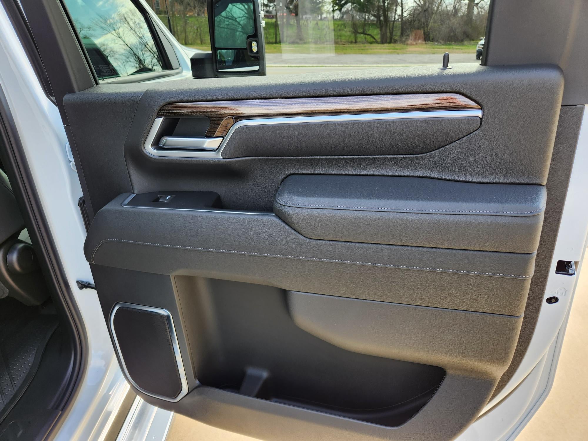 2026 Chevrolet Silverado 3500 HD Chassis Cab LT