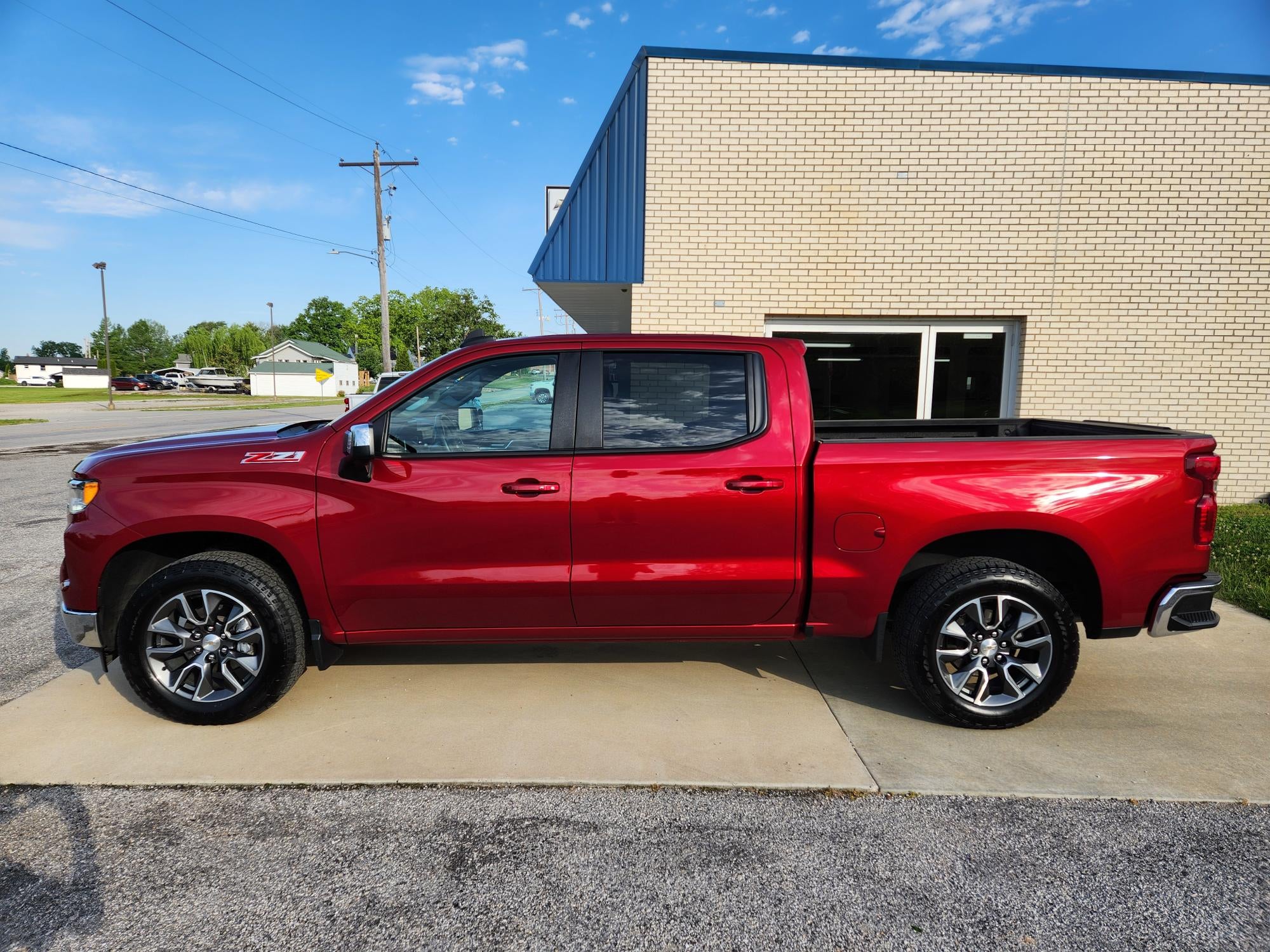 2024 Chevrolet Silverado 1500 LT