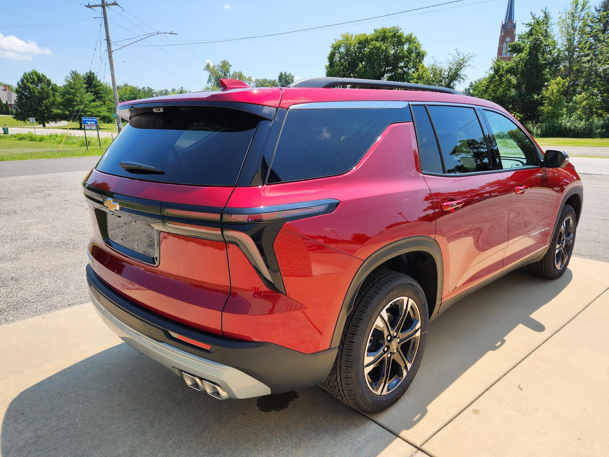 2027 Chevrolet Traverse LT