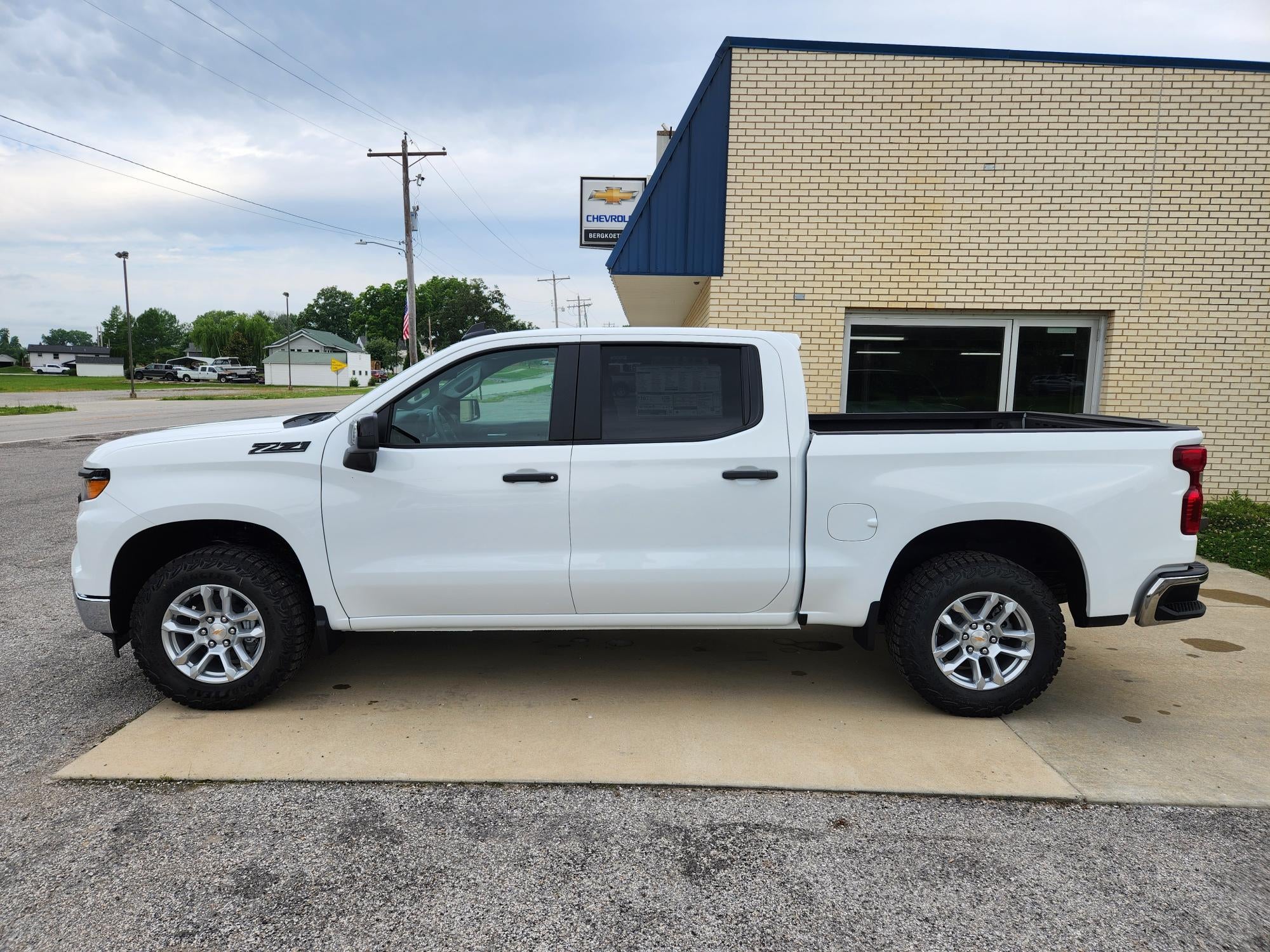 2026 Chevrolet Silverado 1500 WT