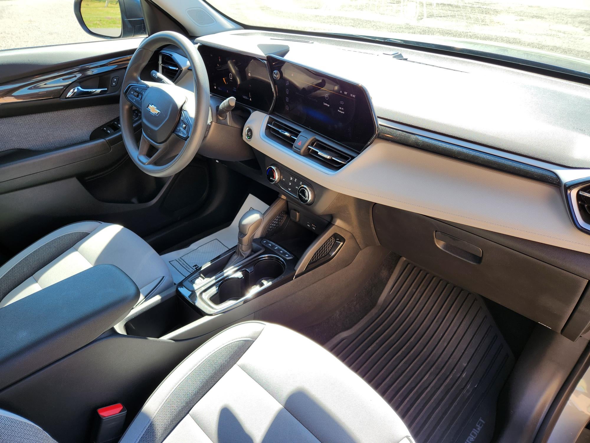 2025 Chevrolet Trailblazer LS